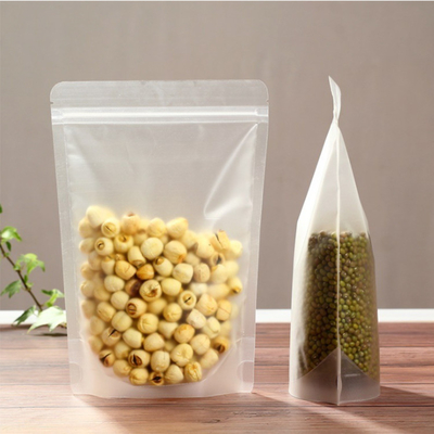 5.9 x 8,66 pouces étanchéité thermique Matte Clear Stand Up Pouch Bags avec fermeture à glissière recouverte pour les bonbons, les biscuits et les collations