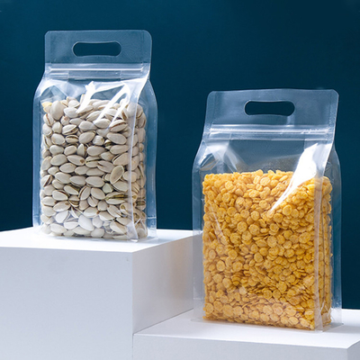Des sacs d'emballage à fermeture à glissière transparents et résistants à l'humidité